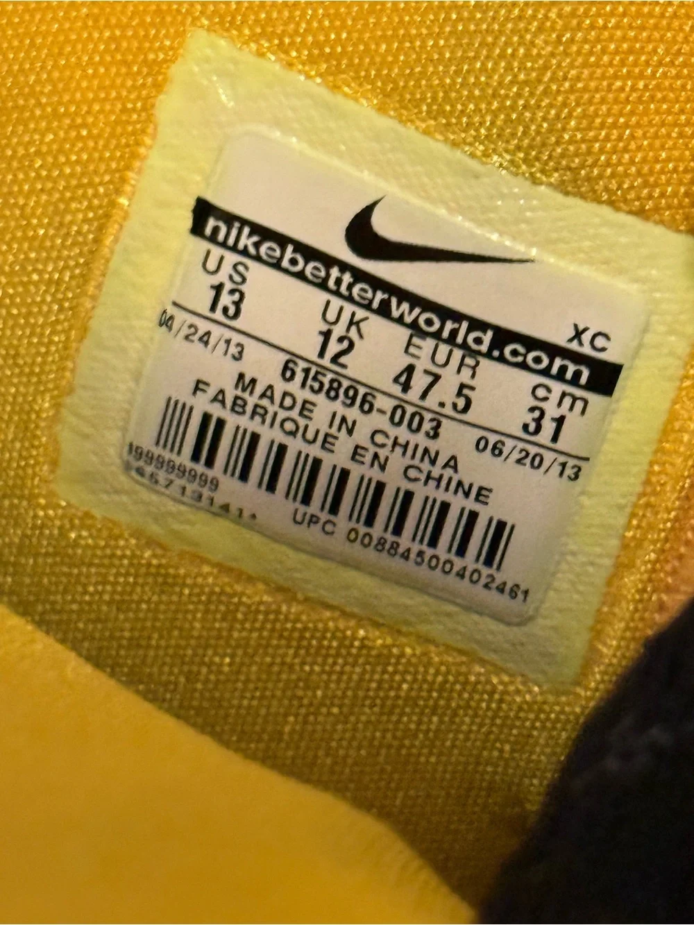 Nike Hyperfuse Black/Maroon/Yellow Men's Basketball Sneakers size 13